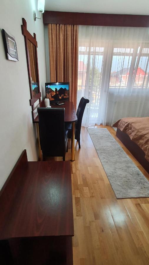 Pensiunea Select Arad Ngoại thất bức ảnh