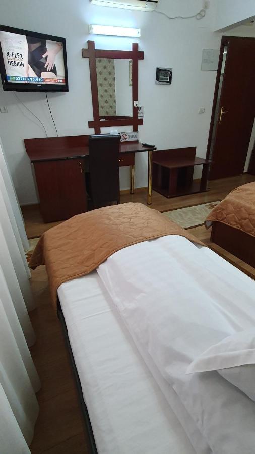 Pensiunea Select Arad Ngoại thất bức ảnh