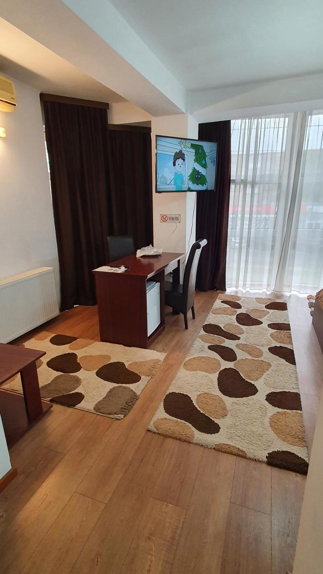 Pensiunea Select Arad Ngoại thất bức ảnh