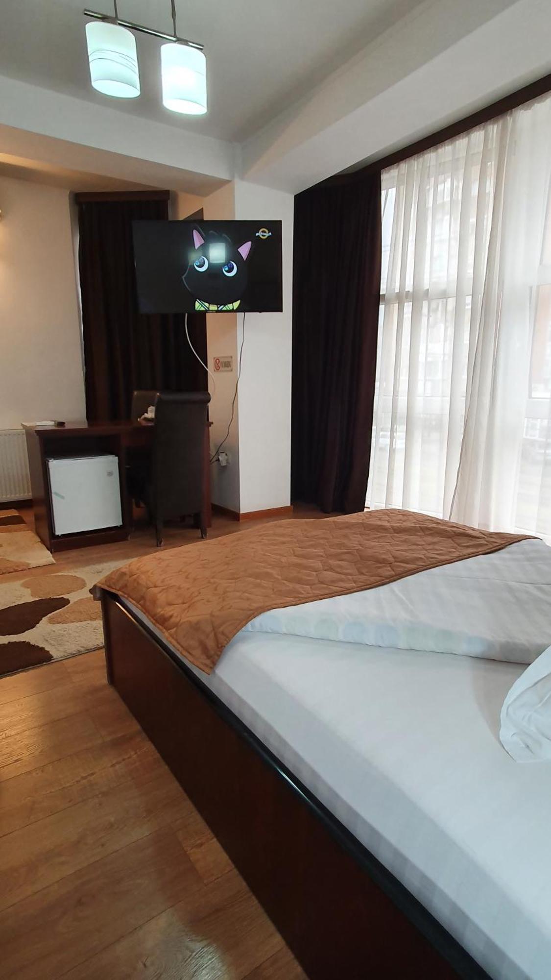 Pensiunea Select Arad Ngoại thất bức ảnh